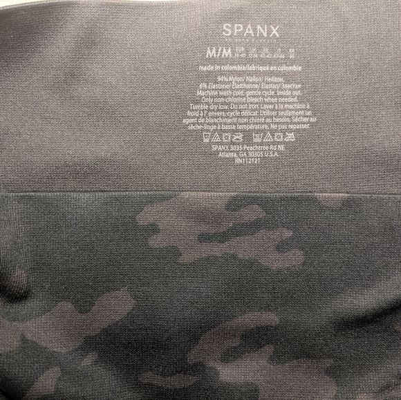 Spanx Blue Camo Knit High Rise Seamless Leggings Size M Shaping - Picture 9 of 10